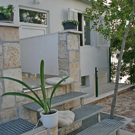 Apartman 23