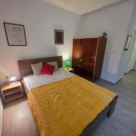 23 Makarska