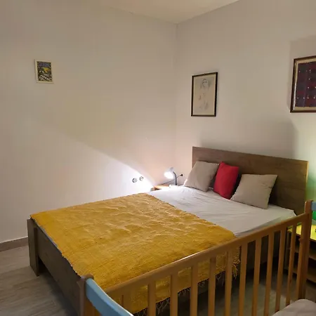 Apartamento 23 *